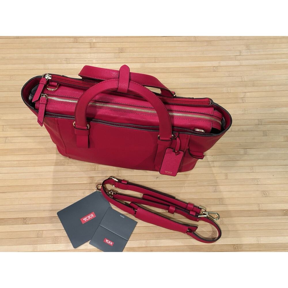 Tumi Varek Raspberry Large Travel Bag Purse Carryall Laptop Tote Bag Carry-On VG - Picture 3 of 16